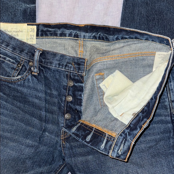 Abercrombie & Fitch Dark Blue Relaxed Jeans - Picture 4 of 5